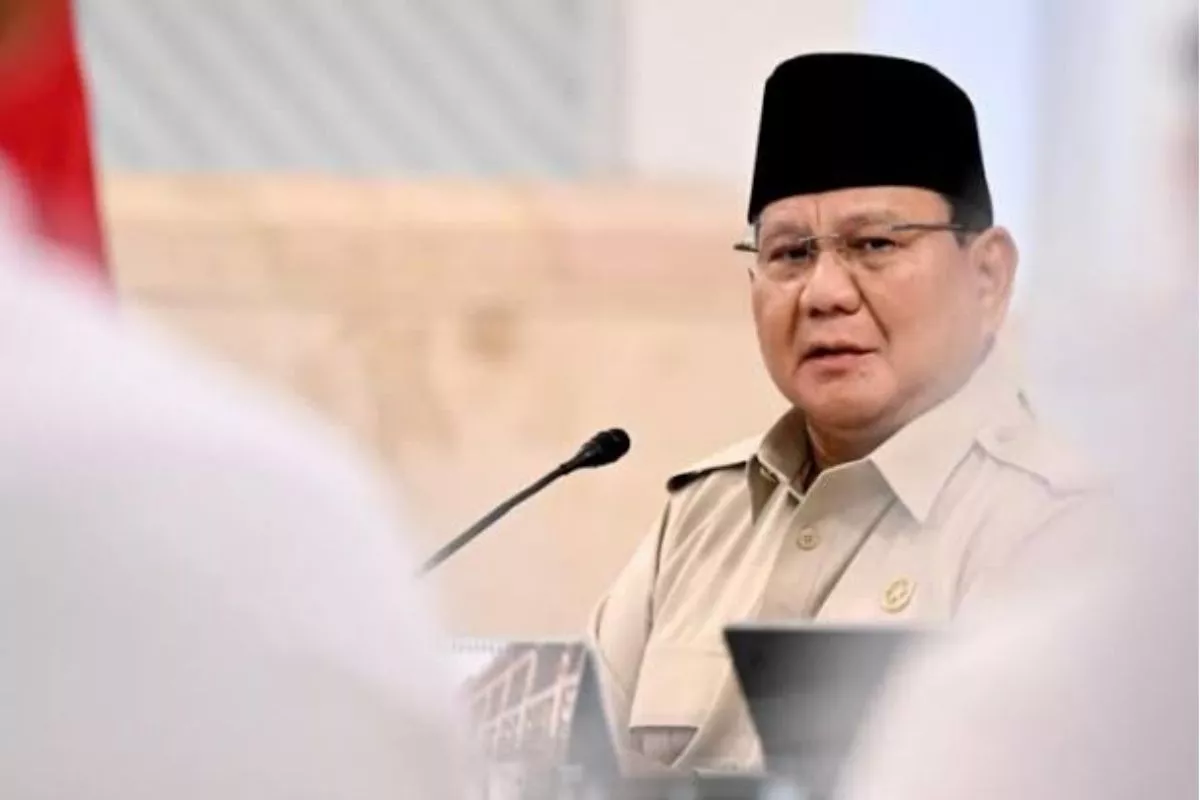 Prabowo Imbau Warga Tetap Tenang dan Waspada Erupsi Anak Krakatau