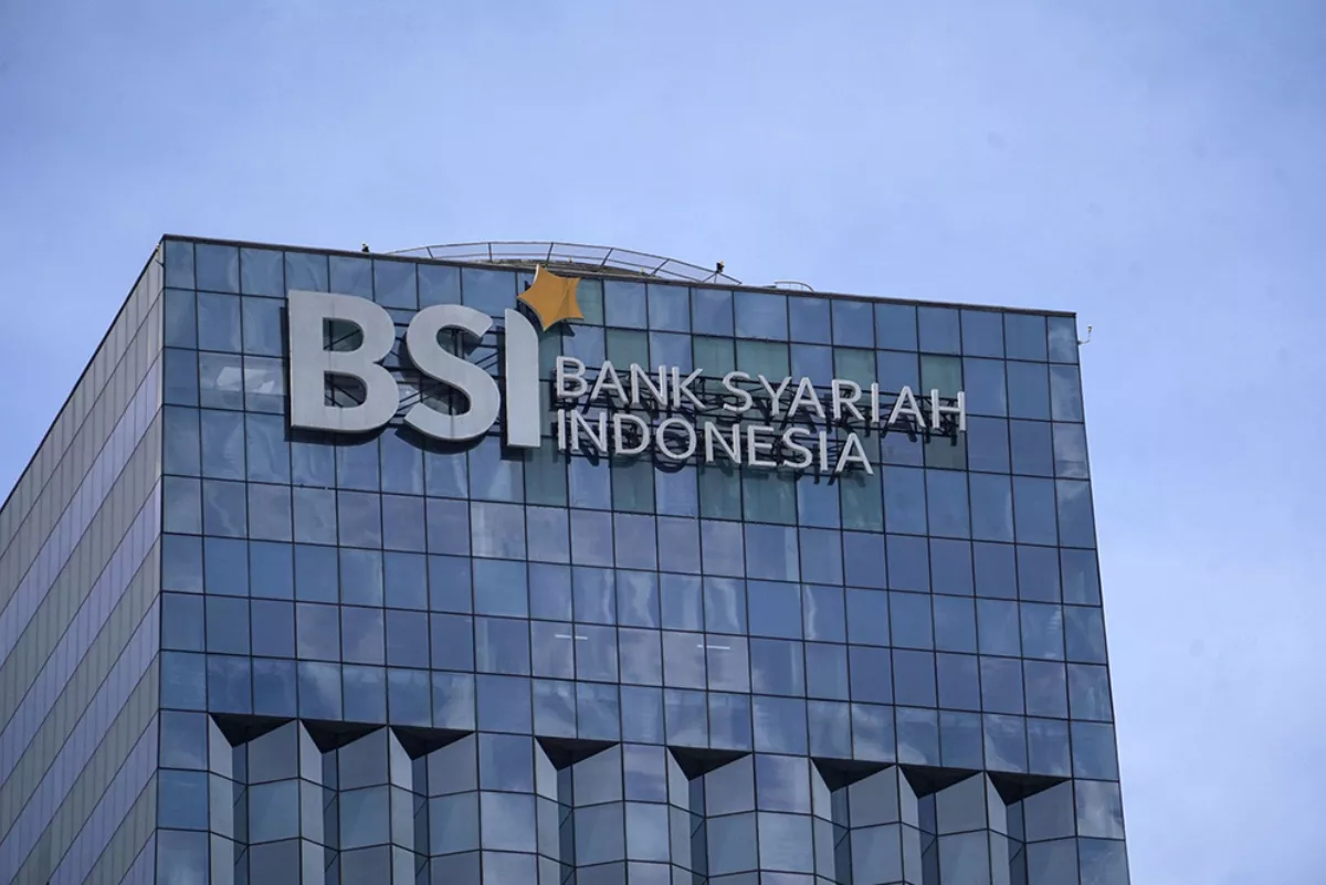Semangat Kemerdekaan, BSI Bentangkan Bendera 81 Meter di Tamiang