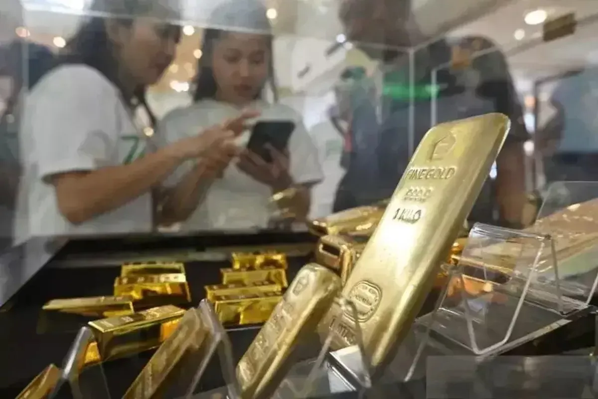 Harga Emas Antam dan UBS di Pegadaian Kompak Melemah Hari Ini