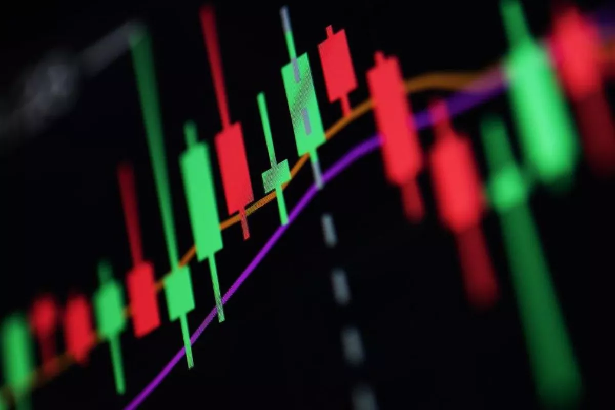 Daftar Saham Top Losers Pekan Ini Ada TCPI Sampai LINK