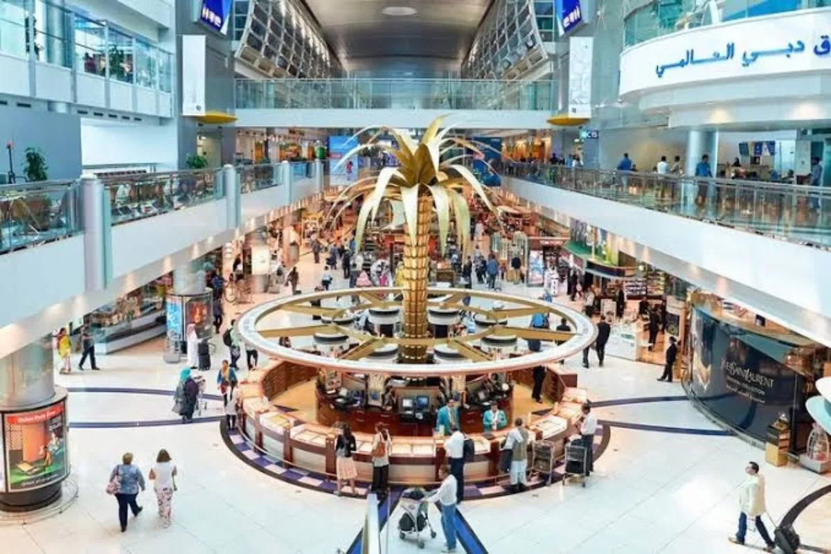 Canggih Bandara Dubai Terapkan Imigrasi Cepat Tanpa Paspor Cuma 3 Detik