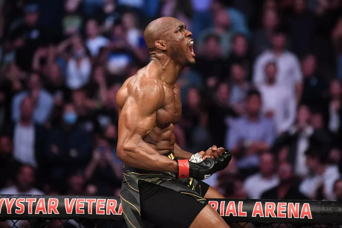 Kalah di UFC Oklahoma, Kamaru Usman Isyaratkan Gantung Sarung
