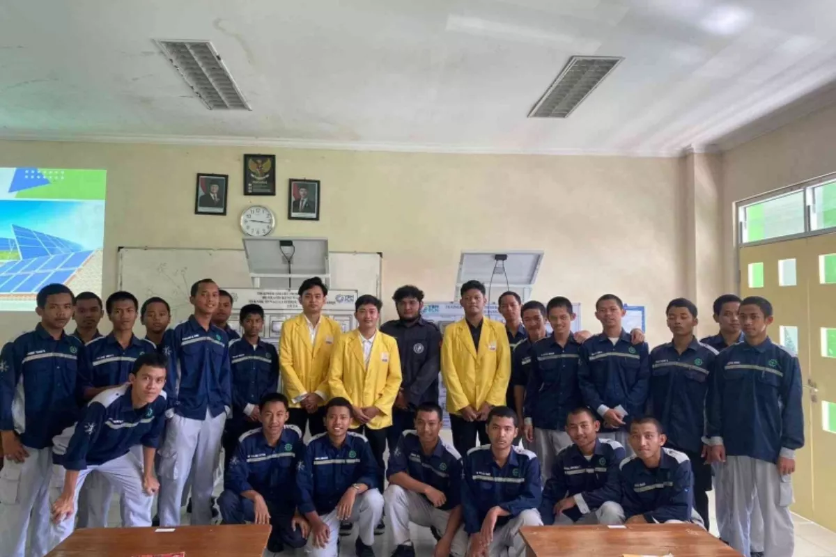 Mahasiswa Teknik Mesin Unnes Jalani Riset Teknologi Hijau di Malaysia