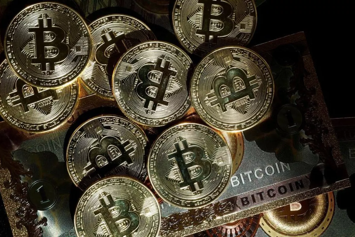 Harga Saham Strategy MSTR Menguat Usai Bitcoin Melampaui 70 Ribu Dolar