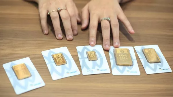Cek Harga Emas Antam Hari Ini: Penurunan Rp 20.000 Per Gram Terbaru