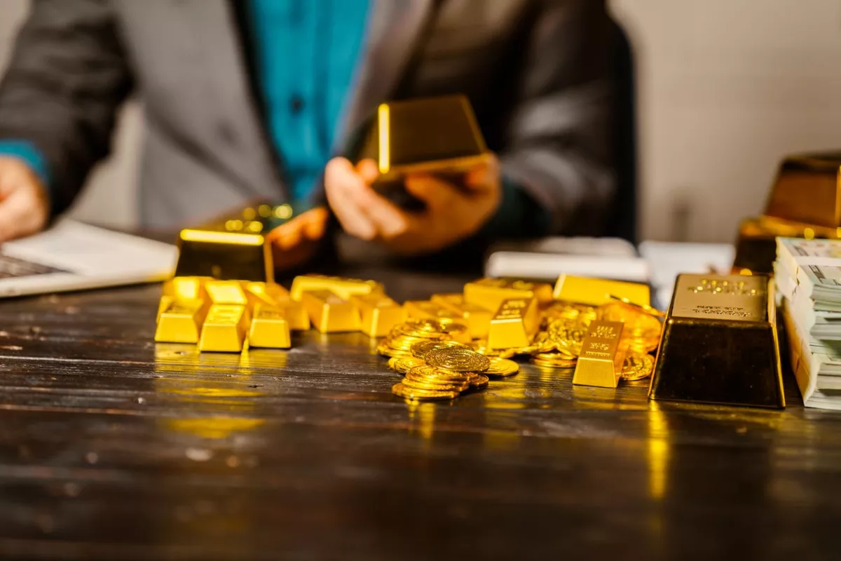 Harga Emas Global Menguat 3,56% Setelah Empat Hari Turun