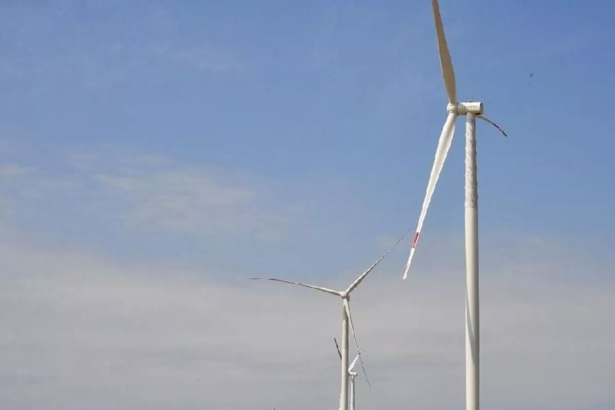 Pemerintah Siap Revisi RUPTL Demi PLTS 100 GW, DEN Ingatkan Hal Ini