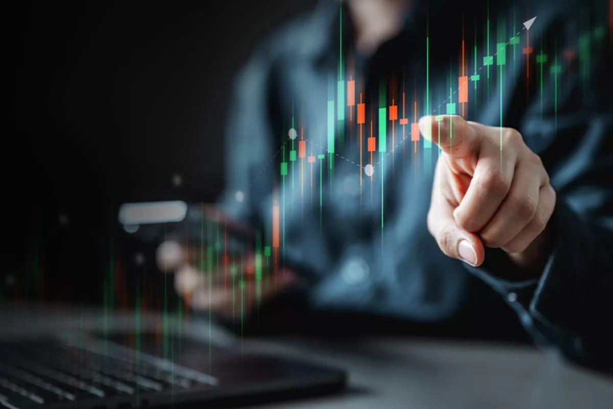 Awal Pekan IHSG Berisiko Turun, Simak Rekomendasi Saham Analis