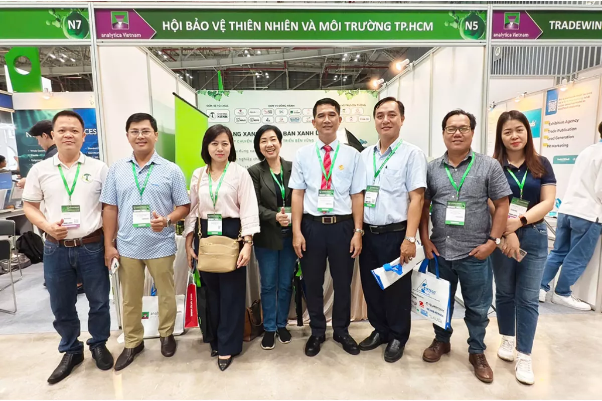 Pembukaan Trien Lam Quoc Te Analytica Hanoi 2026 Perkuat Riset Sains