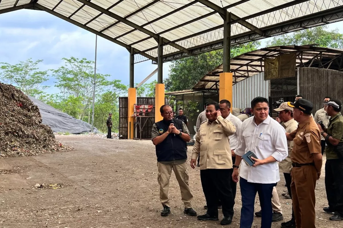 Tiba di Banyumas Prabowo Subianto Tinjau TPST BLE Ramah Lingkungan
