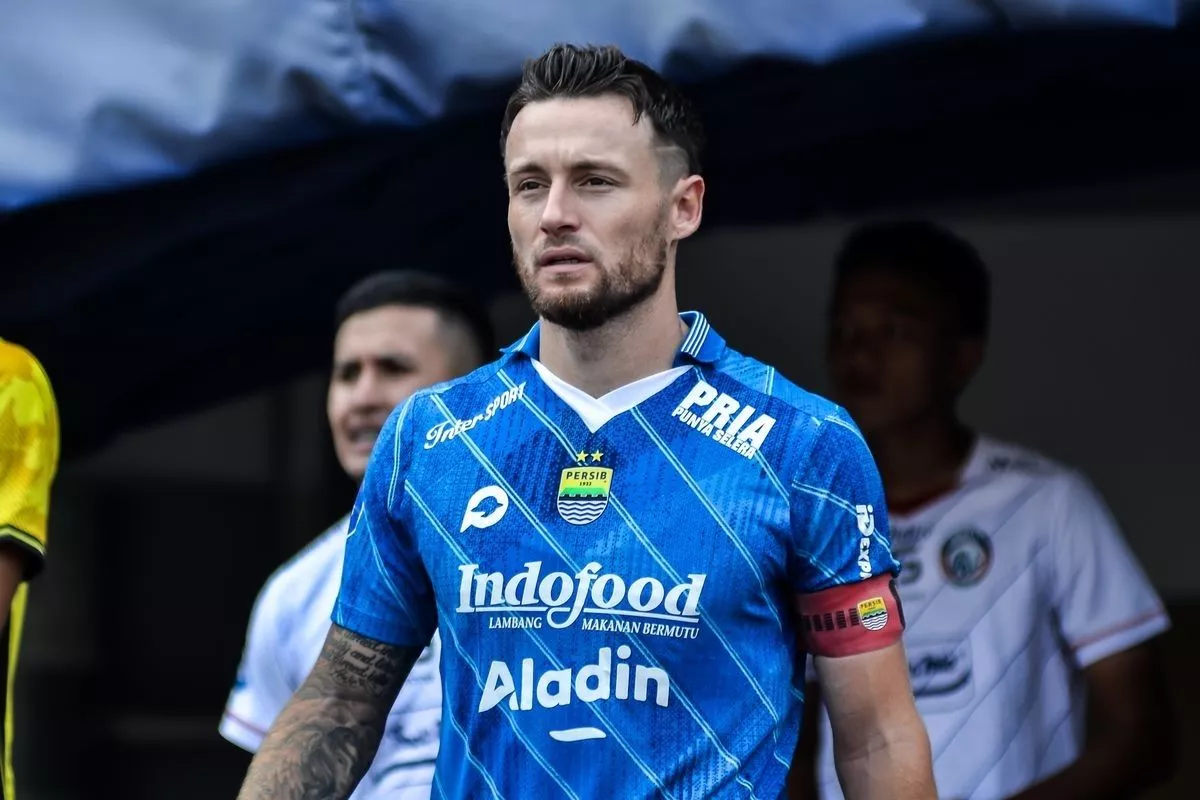 Jelang Play-off ACL 2, Ini Pesan Penting Kapten Persib Marc Klok