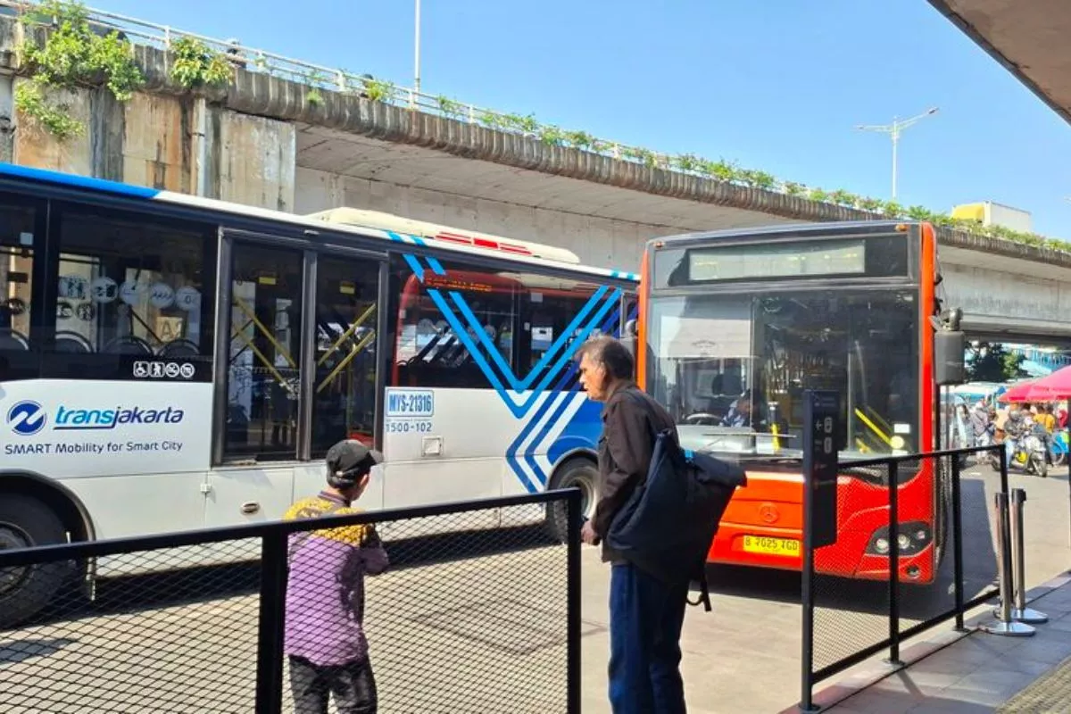 Pengguna Dukung Tarif Langganan Transjakarta Rp 200.000 per Bulan