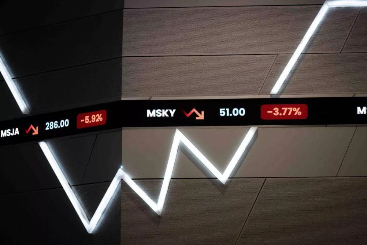 Harga Saham ERAA Melonjak 14,42 persen Jelang Buyback Saham