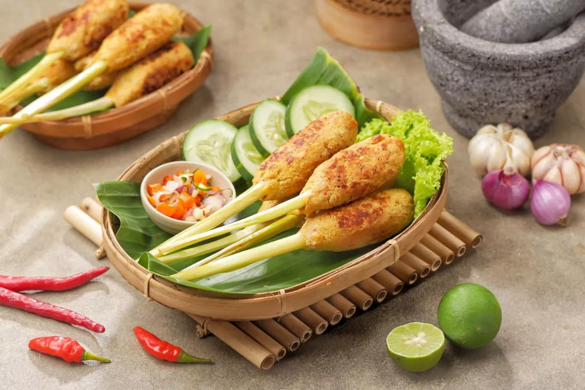 7 Makanan Khas Bali Lezat yang Wajib Masuk Daftar Wisata Kuliner