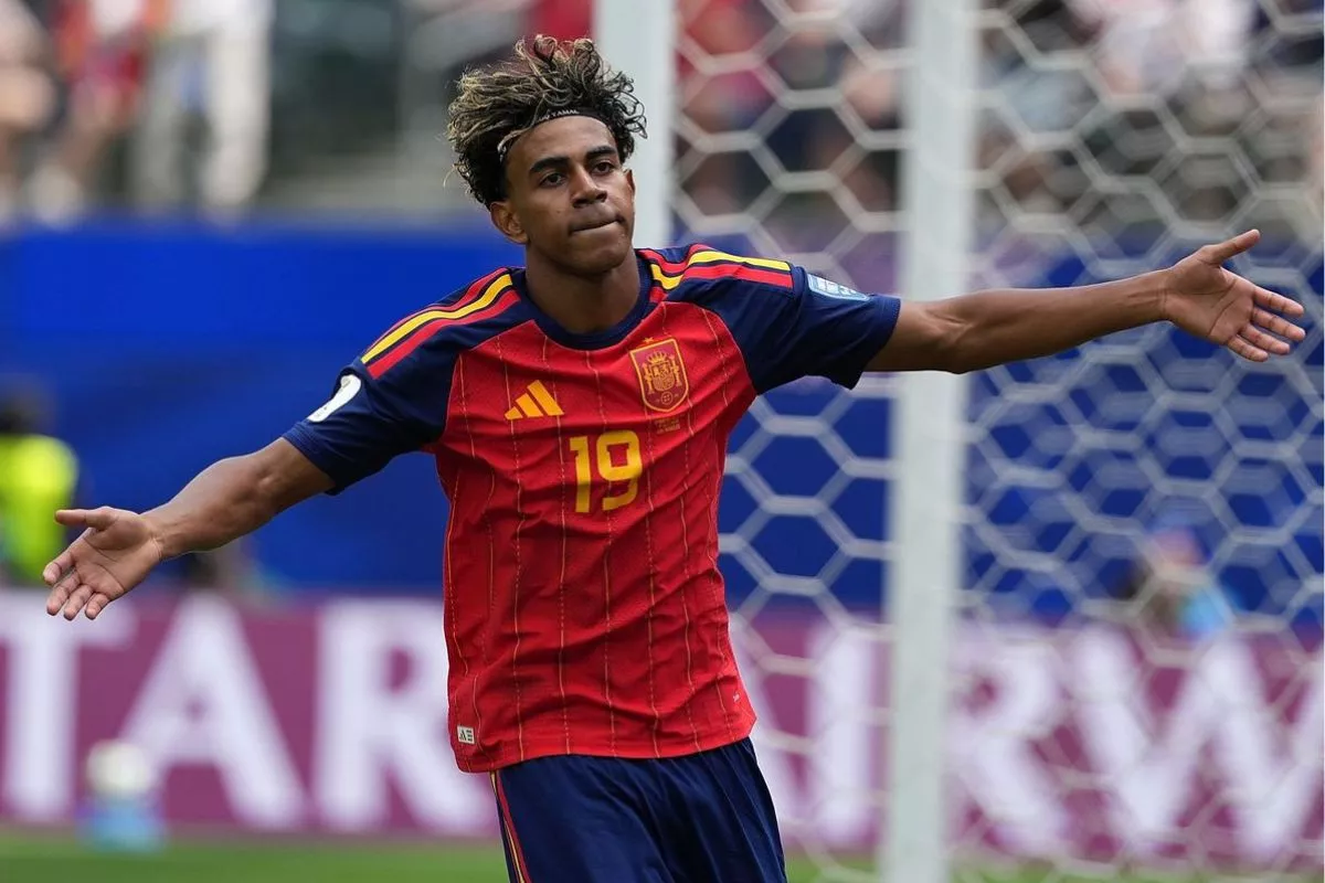 Spanyol Kampiun Piala Dunia 2026, Peran Yamal dan Cubarsi Dipuji Ferdinand