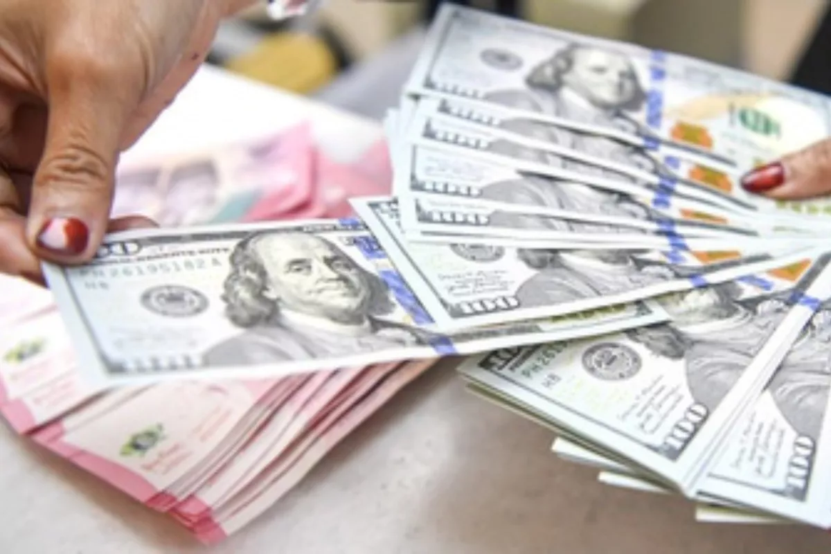 Pembukaan Perdagangan, Nilai Tukar Rupiah Menguat ke Posisi Rp17.800
