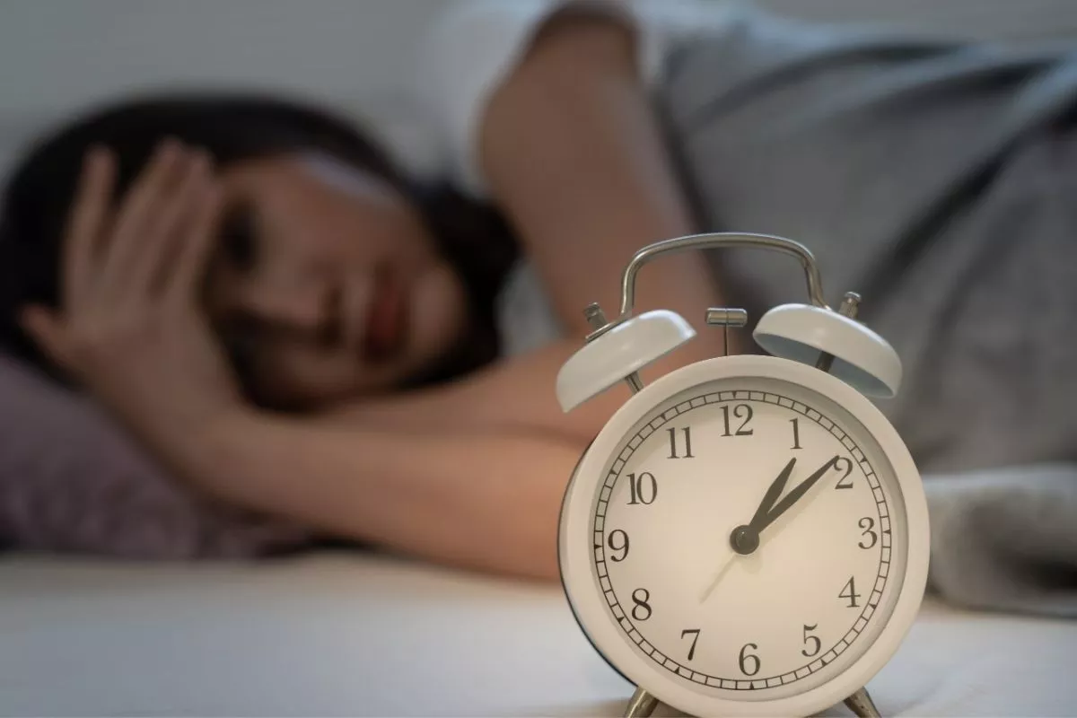 Bahaya Sering Begadang dan Tips Melunasi Utang Tidur Tubuh
