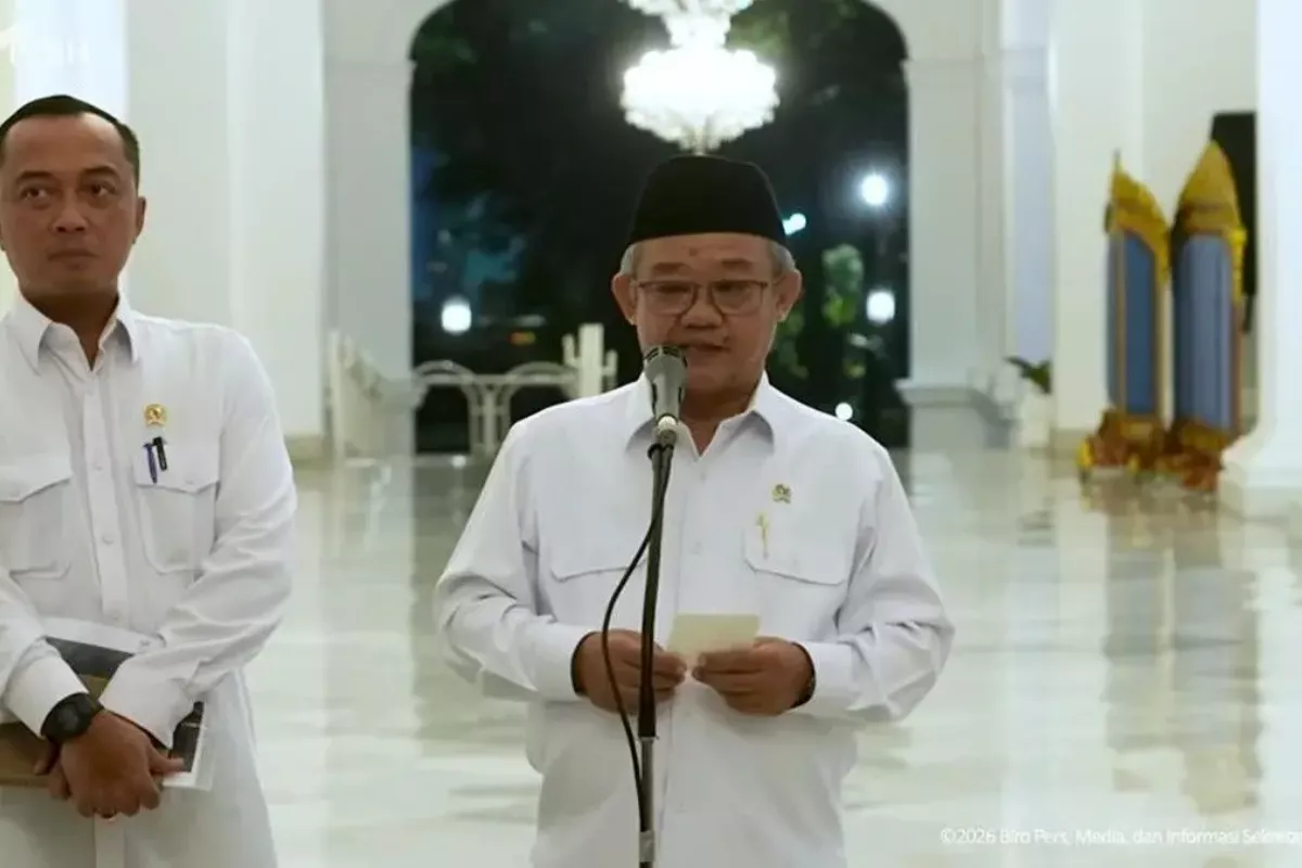 Presiden Prabowo Subianto Instruksikan Evaluasi Buku Pelajaran Sekolah