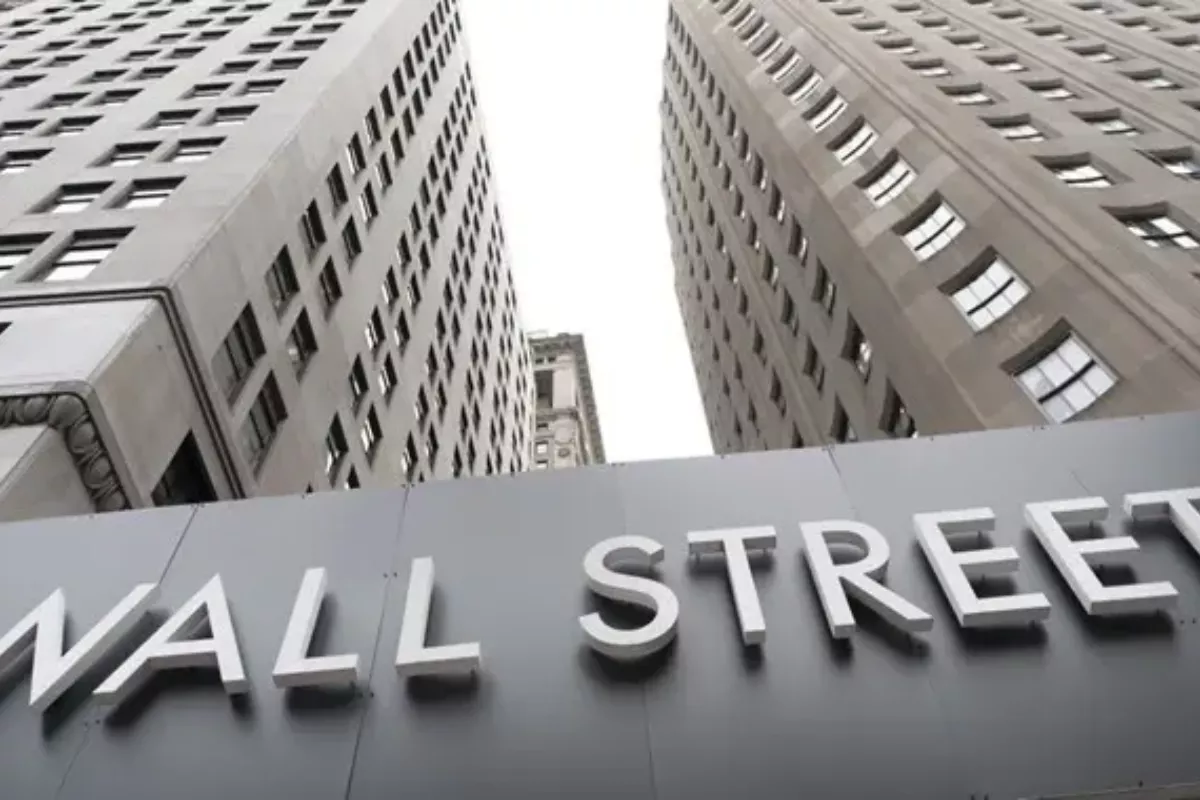 Wall Street Menguat: Indeks Nasdaq Melambung hingga 1,91 Persen