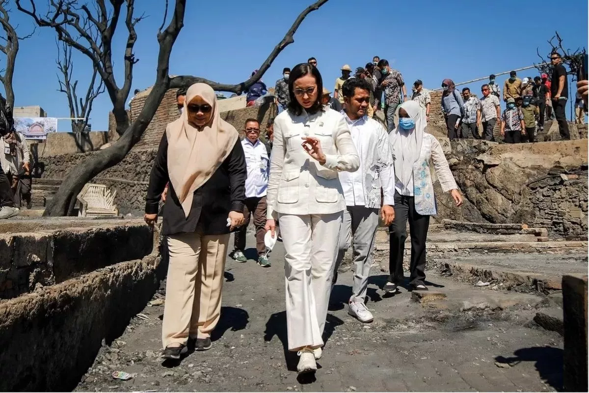 Kemenpar Siapkan Rekonstruksi Desa Sade Lombok Pascakebakaran