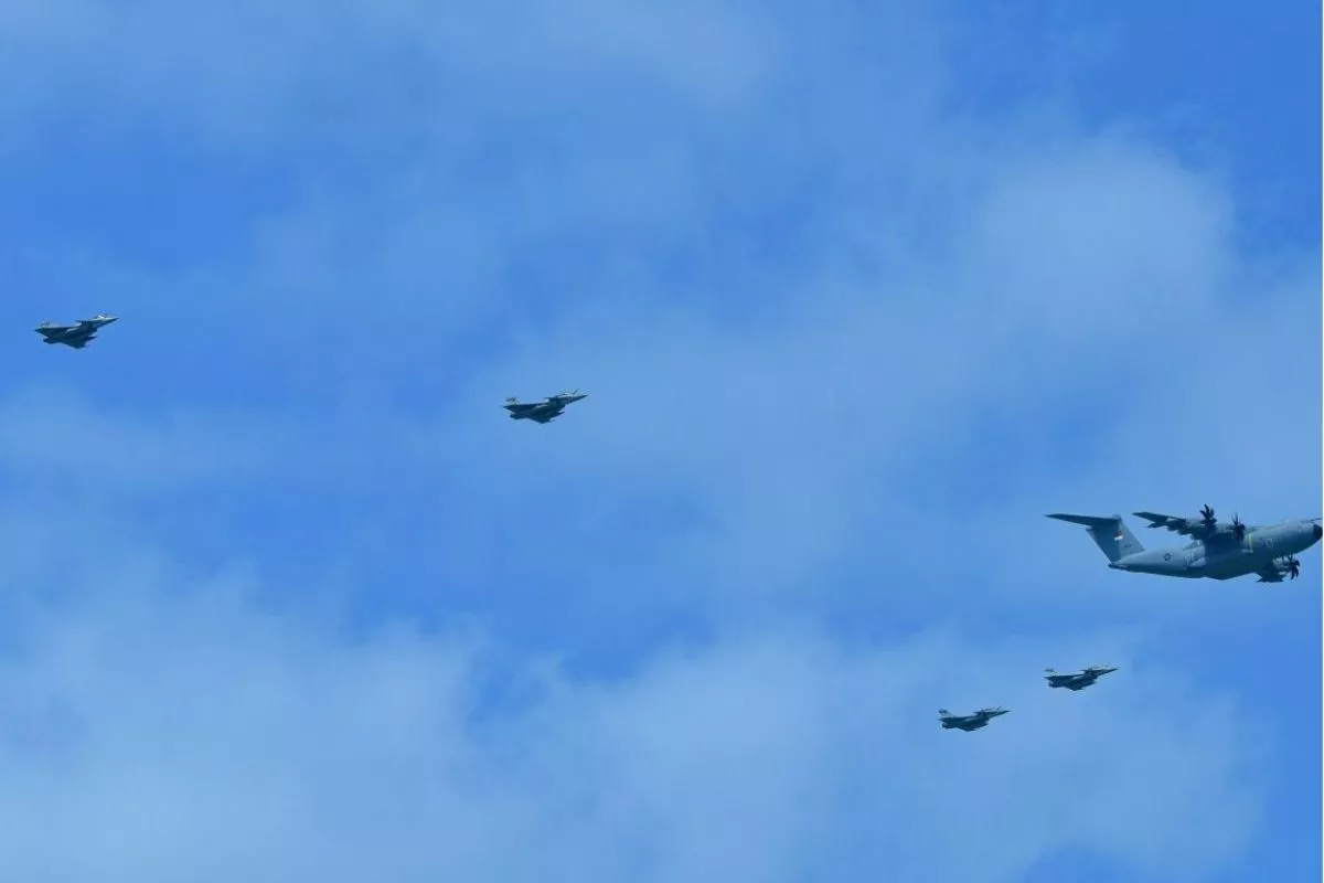 Atraksi 81 Pesawat Tempur dan Helikopter Meriahkan Langit Jakarta HUT RI
