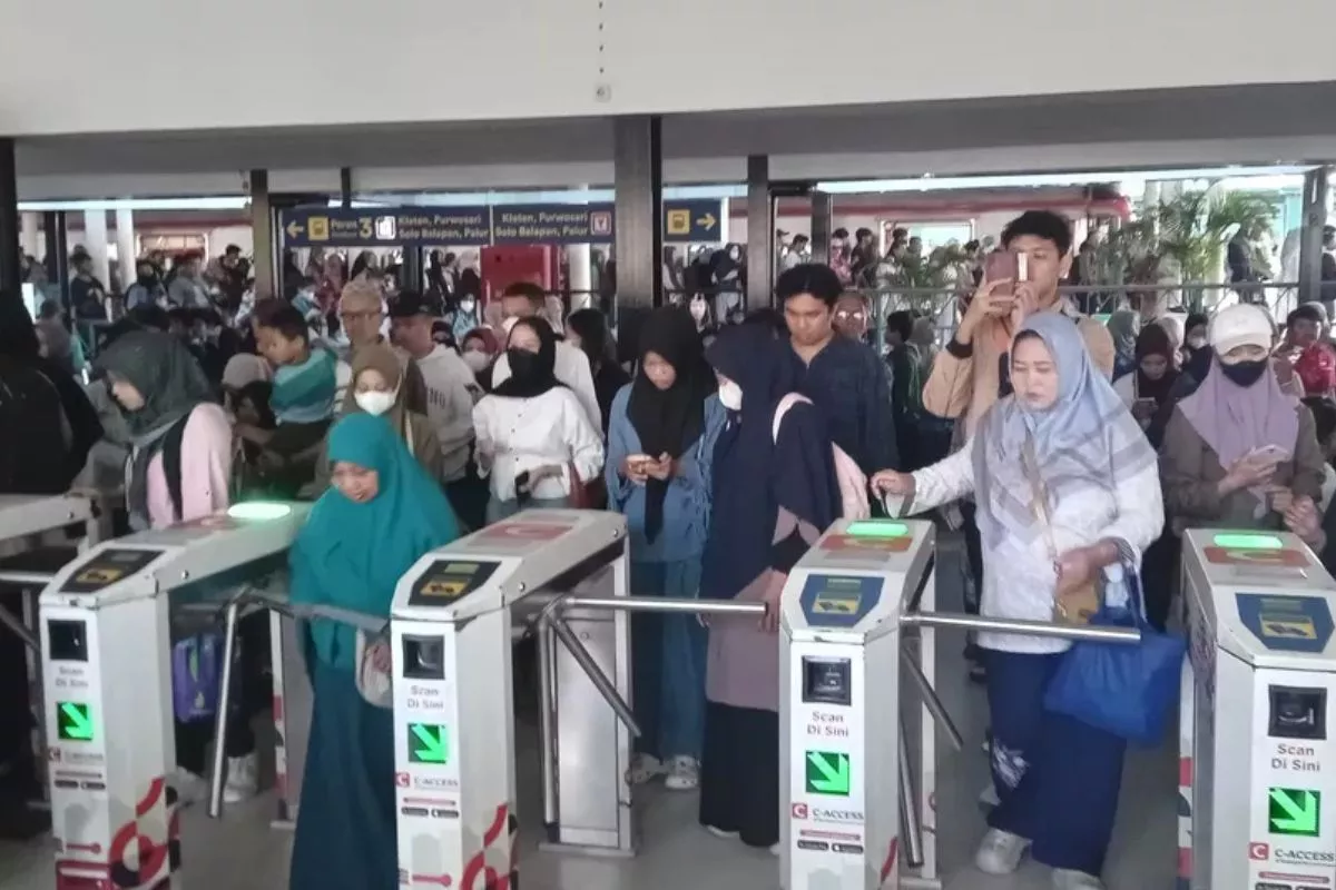 Antisipasi Lonjakan Penumpang KAI Commuter Tambah Empat Perjalanan