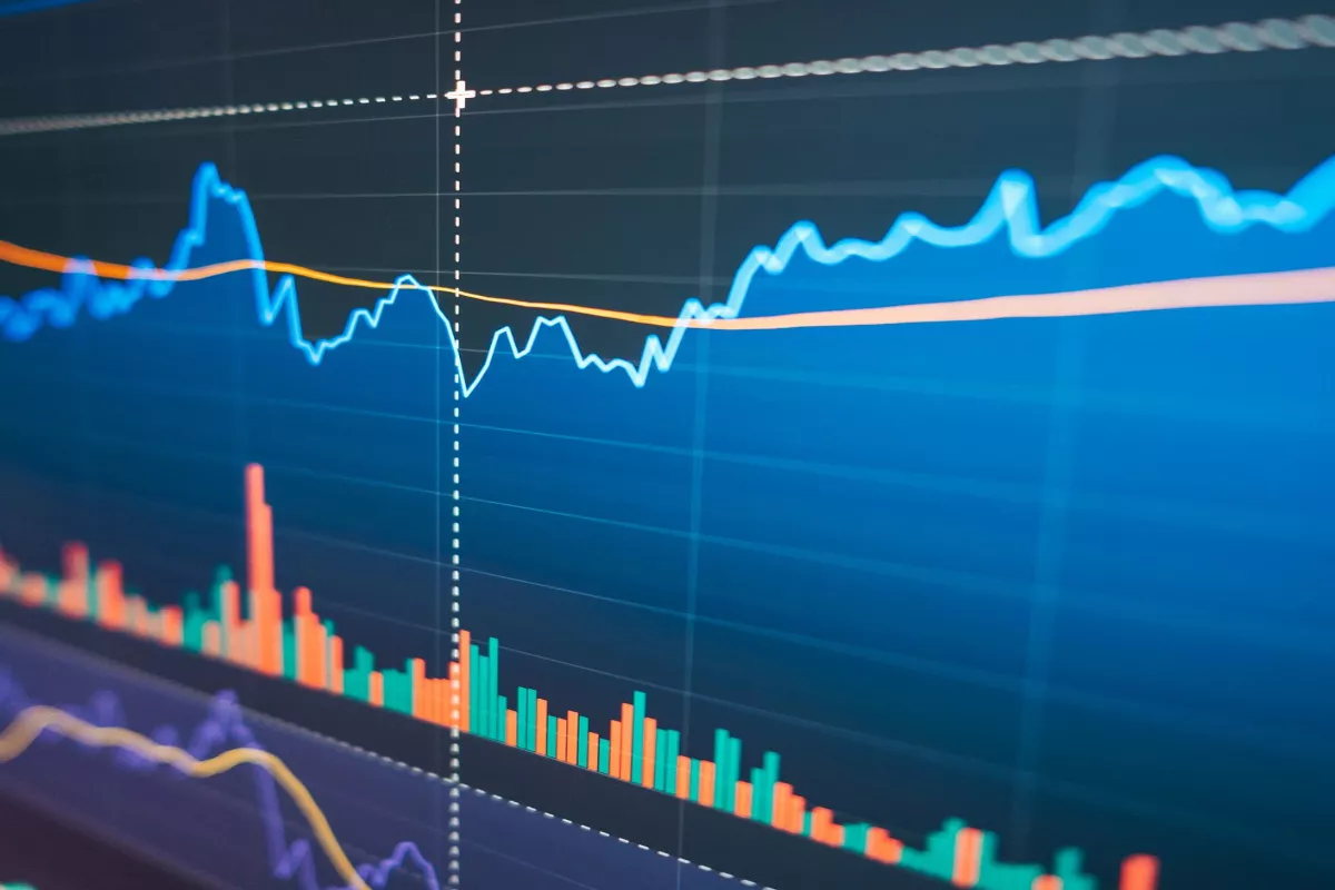 Meski Tertekan, IHSG Diprediksi Menguat ke Level 6.577