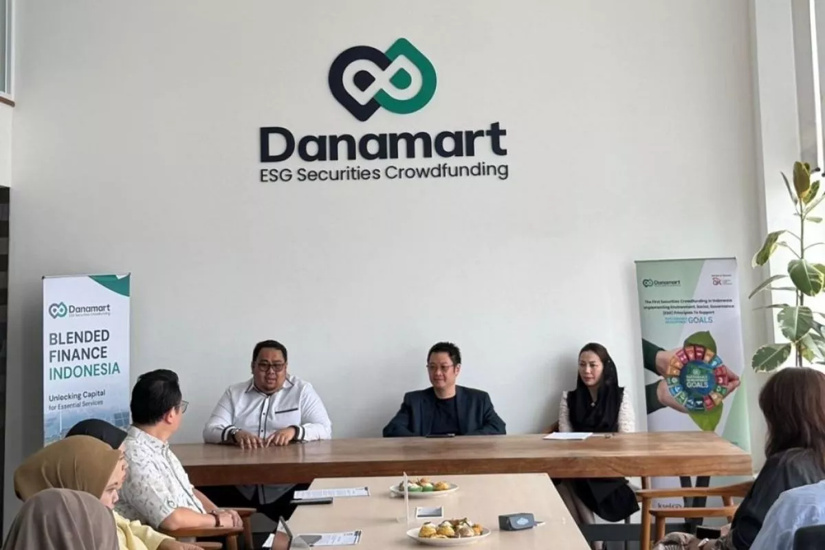 Danamart Targetkan Dana Rp 10 Miliar untuk Pembangunan PLTS di Asmat