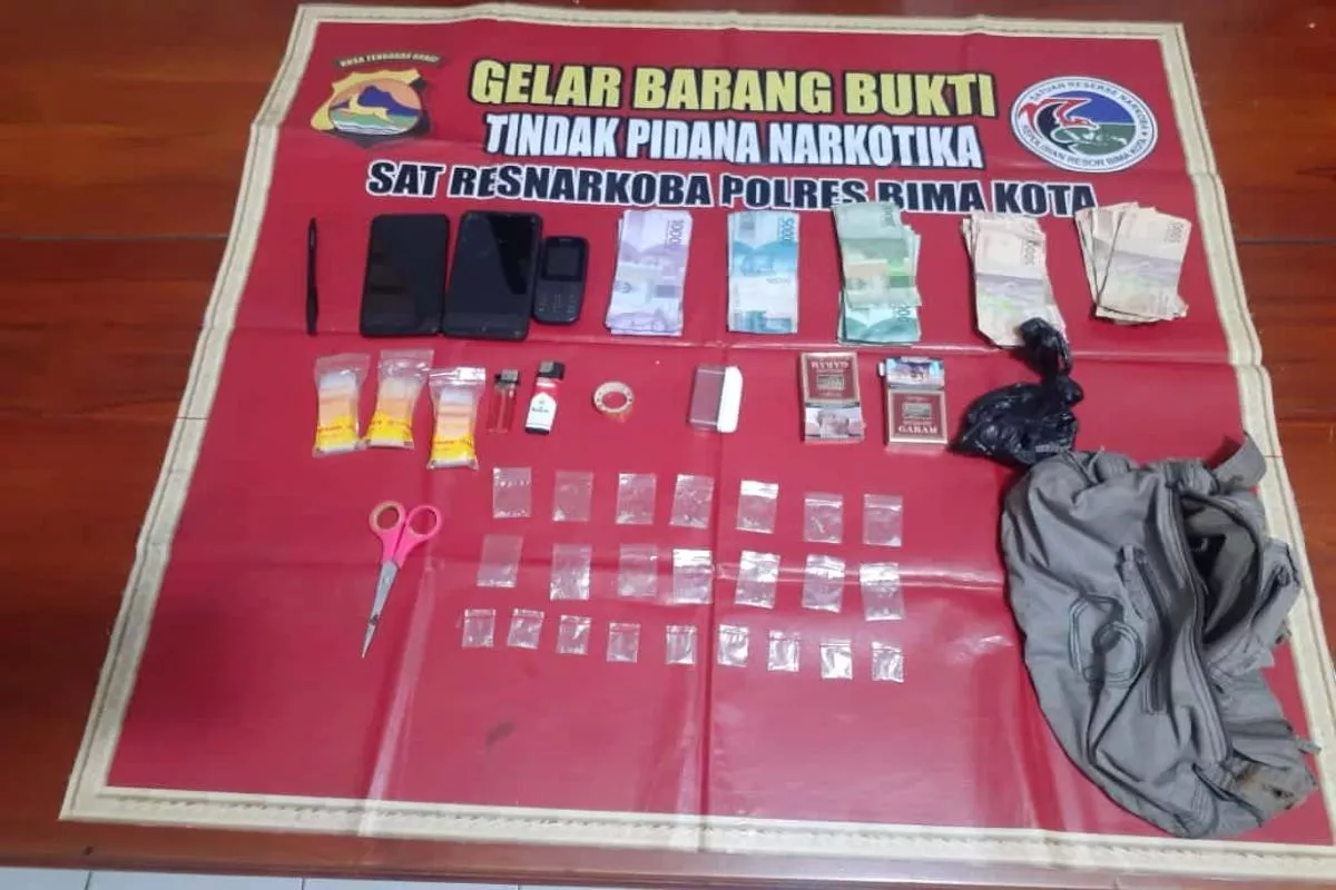 Polisi Tangkap Pengedar Sabu di Sape Beserta 19 Poket Barang Bukti