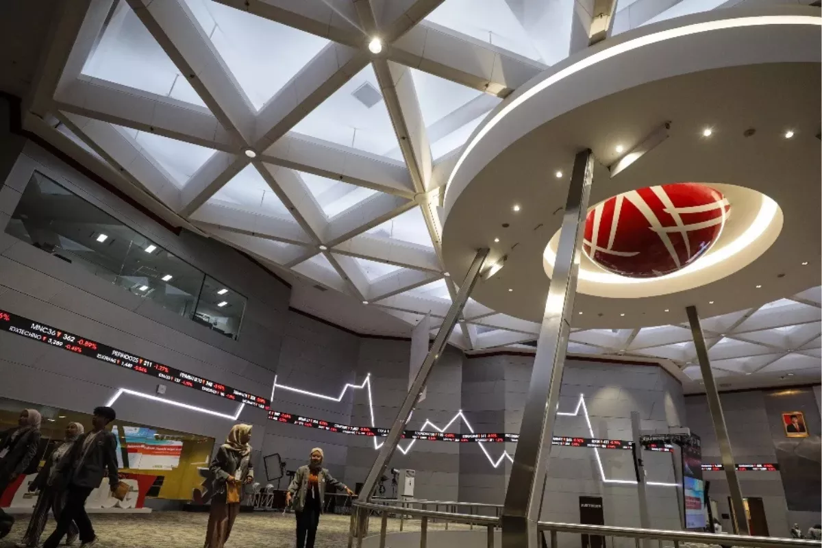 Investor Diminta Rasional, OJK Tepis Anggapan IHSG Bergerak Hanya Karena Pidato Presiden