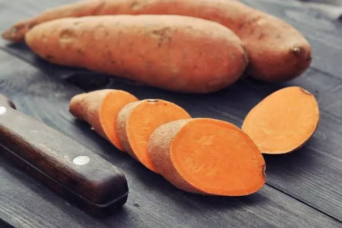 Daftar Makanan yang Jangan Disimpan di Kulkas Karena Bisa Rusak