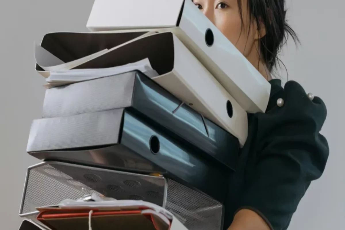 Tren Side Hustle Anak Muda 2026 Manfaatkan AI untuk Pendapatan