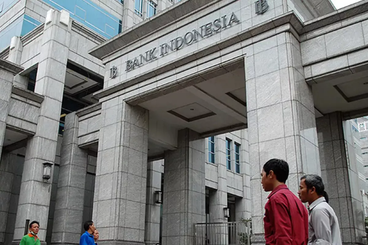Analisis Pakar Ekonomi Mengenai Suku Bunga Bank Indonesia