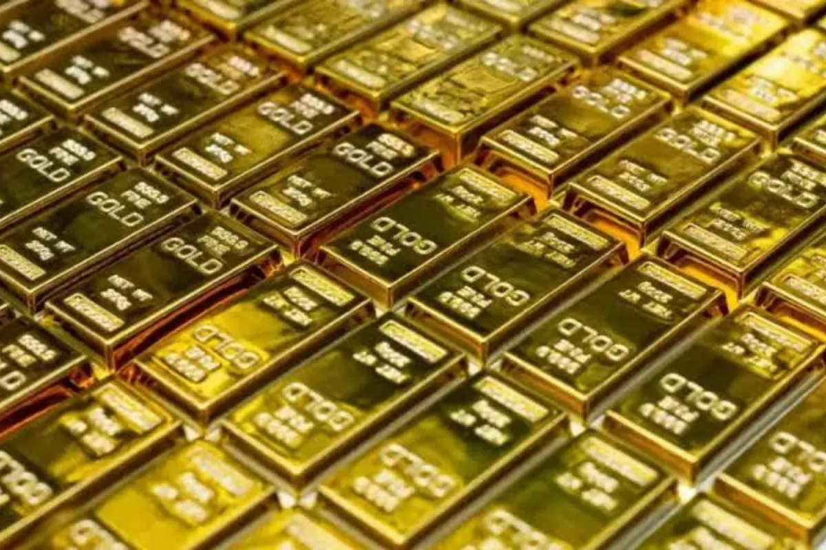 Harga Emas Antam Hari Ini Anjlok Rp14.000, Mulai Rp1,37 Juta