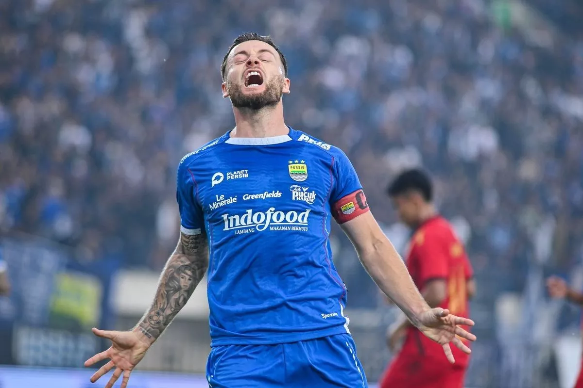 Reaksi Marc Klok Melihat Mental Pemenang Skuad Persib Bandung
