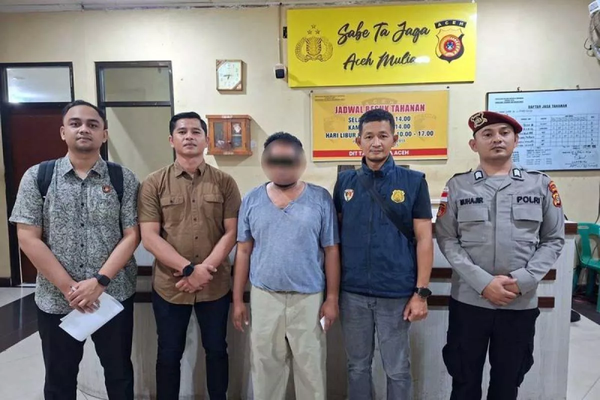 Kejari Banda Aceh Tahan Tersangka Penistaan Agama di Media Sosial