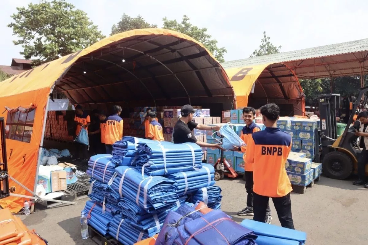 BNPB Distribusikan 165,9 Ton Bantuan Logistik Bagi Korban Gempa di NTT
