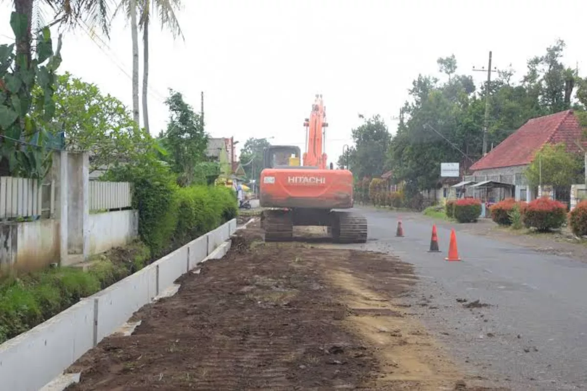 Menteri PU: Jalan Gondanglegi – Balekembang Malang Dukung Pariwisata