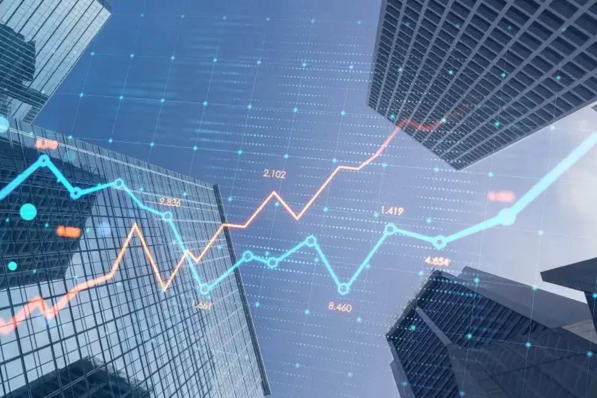 IHSG Berpeluang Naik, Phintraco Sekuritas Jagokan BBCA hingga EXCL