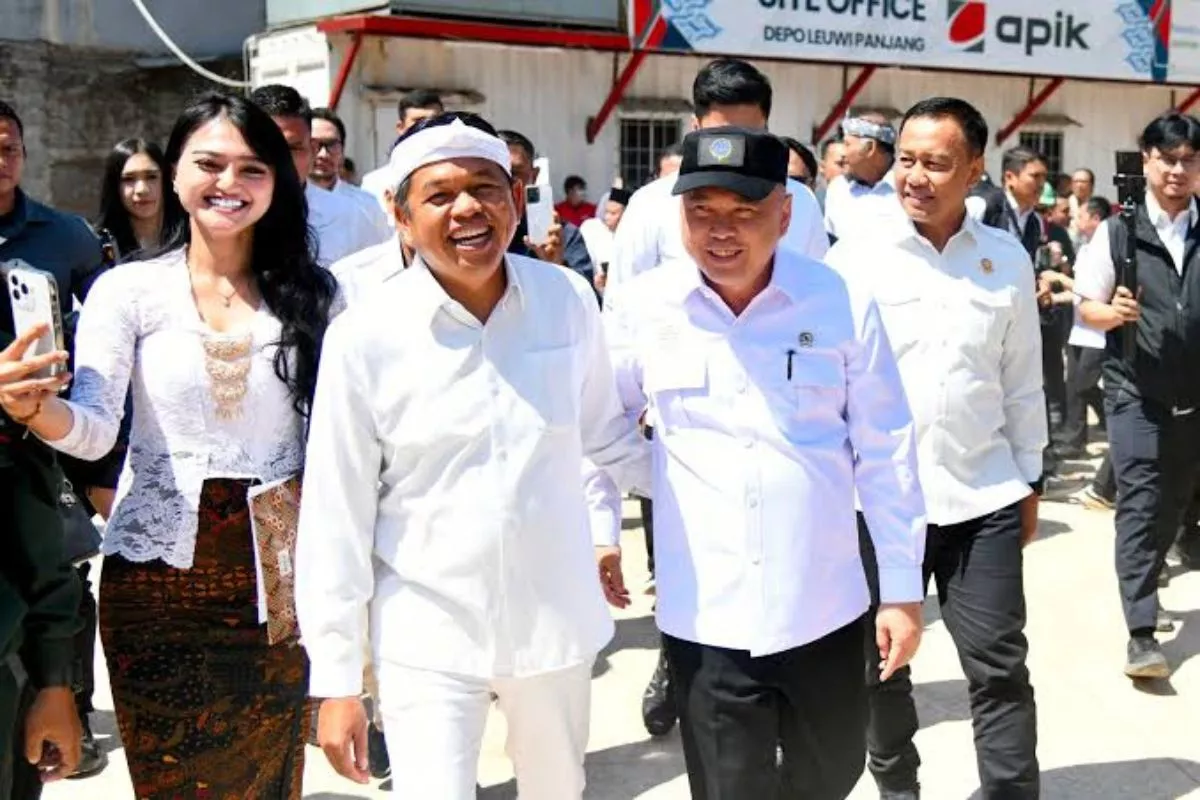 Benahi Transportasi, KDM Evaluasi Angkot dan Buka Bandara Husein