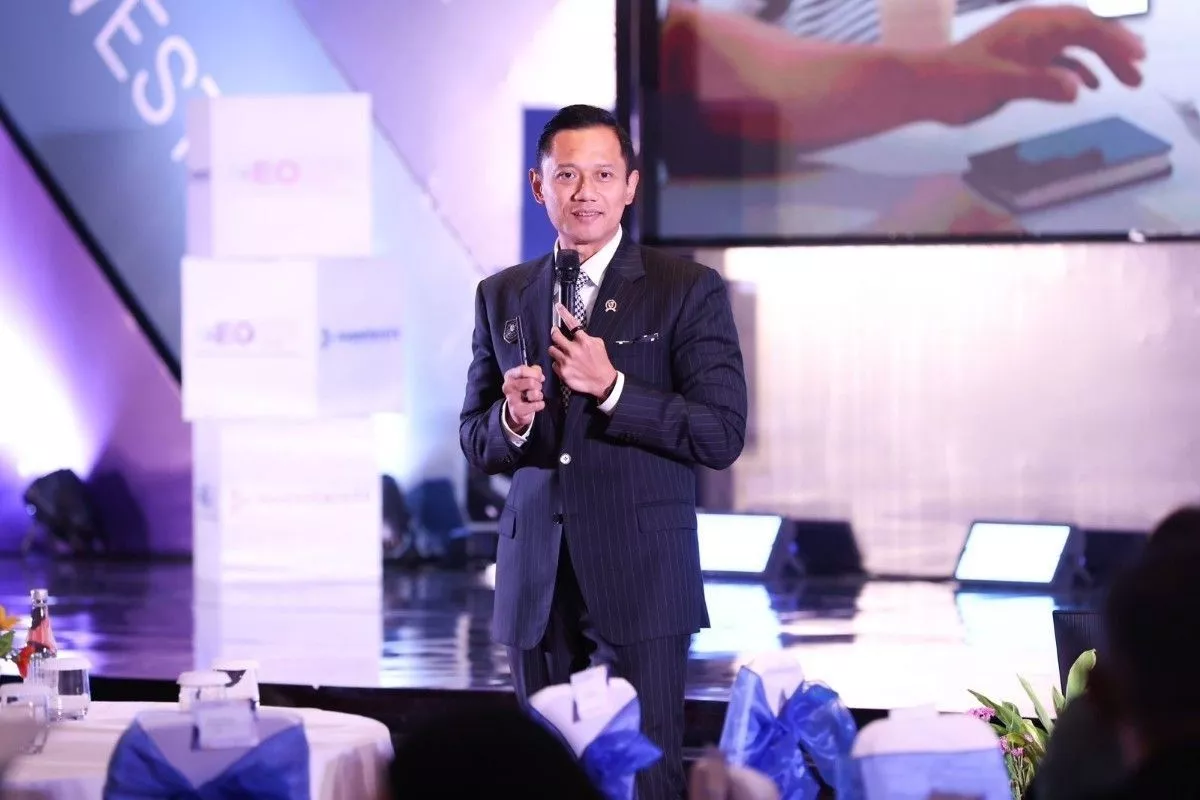AHY Matangkan Master Plan Proyek Tanggul Laut Raksasa