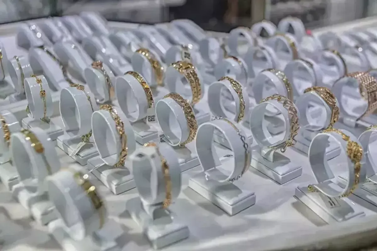 Rincian Harga Emas Perhiasan 24 Karat di Raja Emas dan Laku Emas