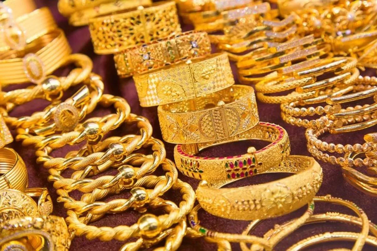 Harga Emas Perhiasan Hari Ini 20 Juni 2026: Lakuemas dan Rajaemas