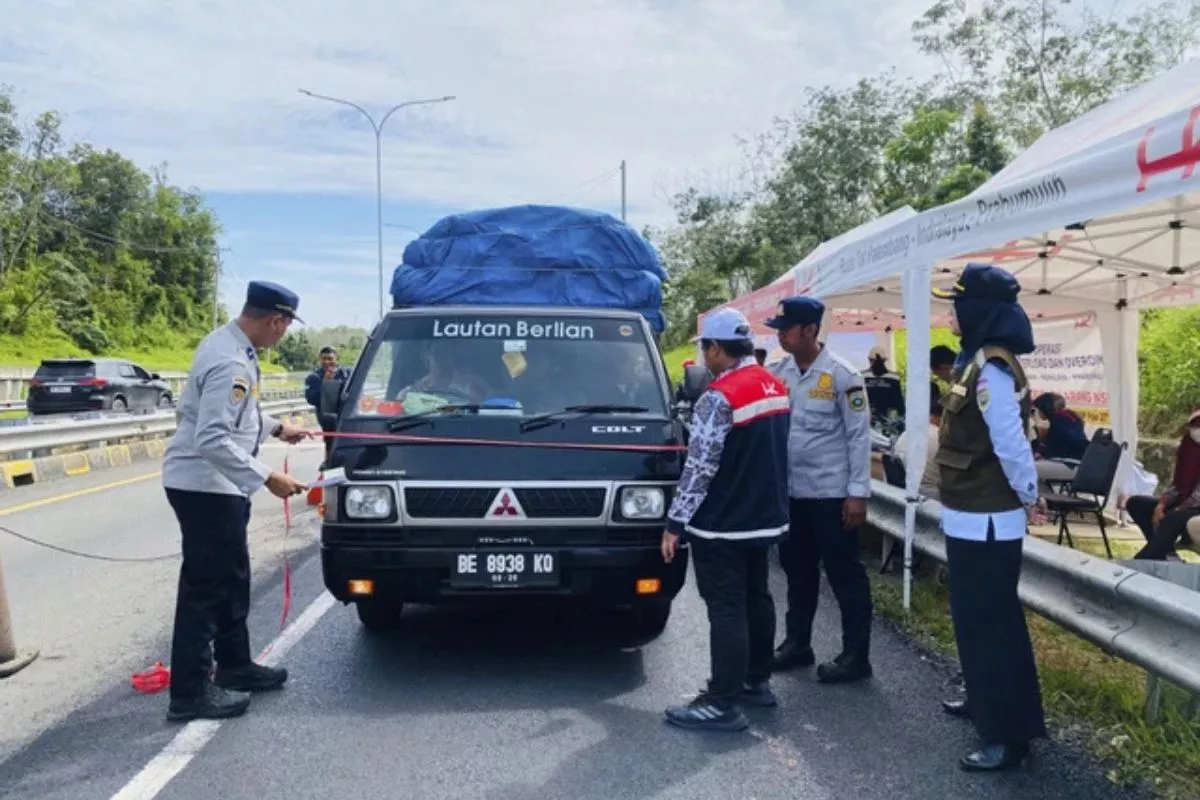 Hutama Karya Jaring 342 Ribu Truk ODOL di Jalan Tol