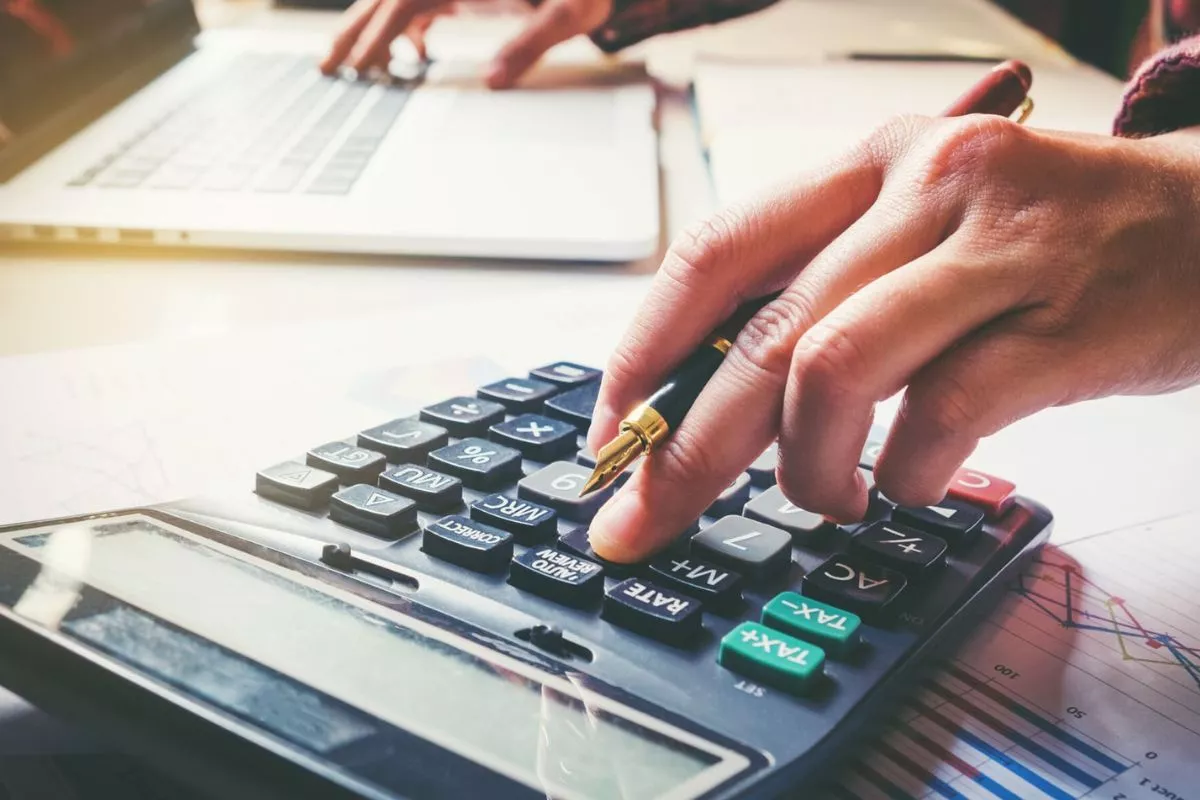 Uang Bisnis Tertahan? Ini Strategi Cerdas Menagih Piutang Macet