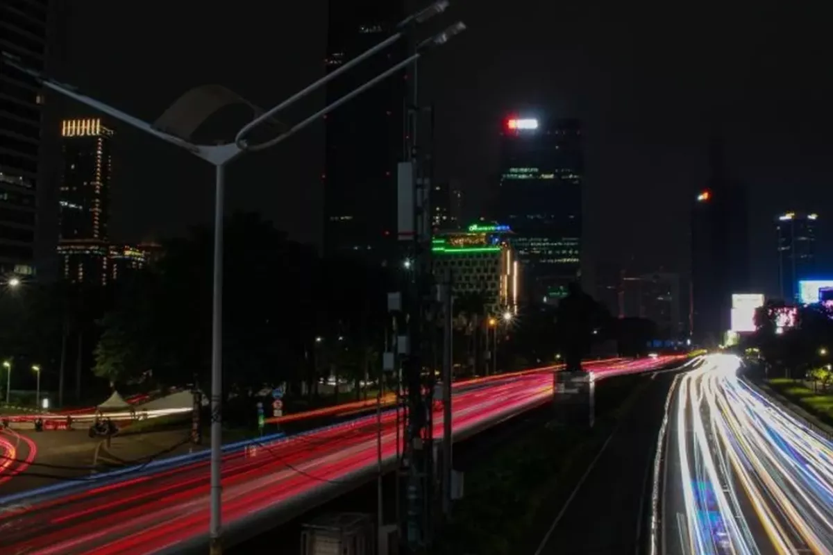Pemadaman Lampu Sejam di Jakarta Berhasil Kurangi 60 Ton Emisi