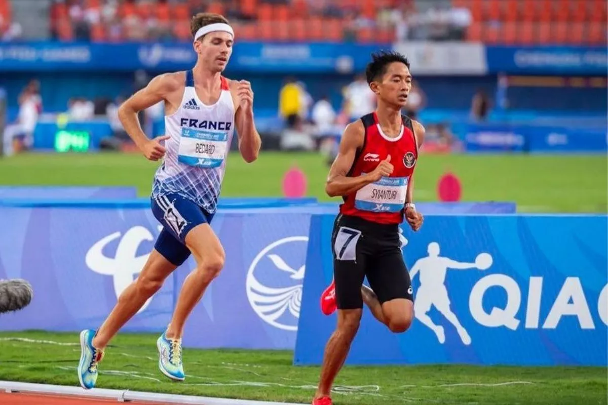 Juara Maybank Marathon 2026, Robi Syianturi Lelang Jersei untuk NTT