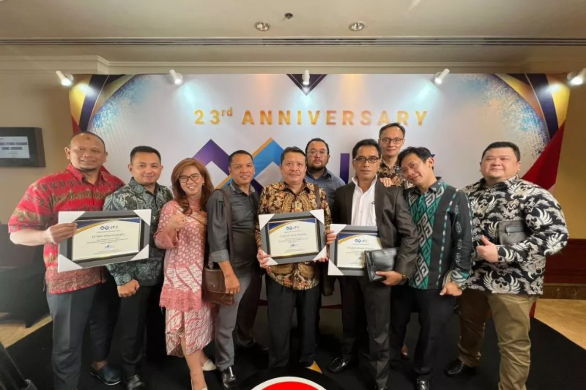 Nilai Tukar Rupiah Ditutup Melemah Ke Level Rp17.868 Per Dolar AS Hari Ini