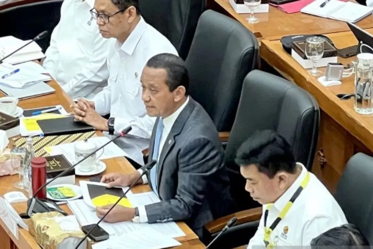 Bahlil Pastikan Impor Migas RI Tak Terpengaruh Selat Hormuz