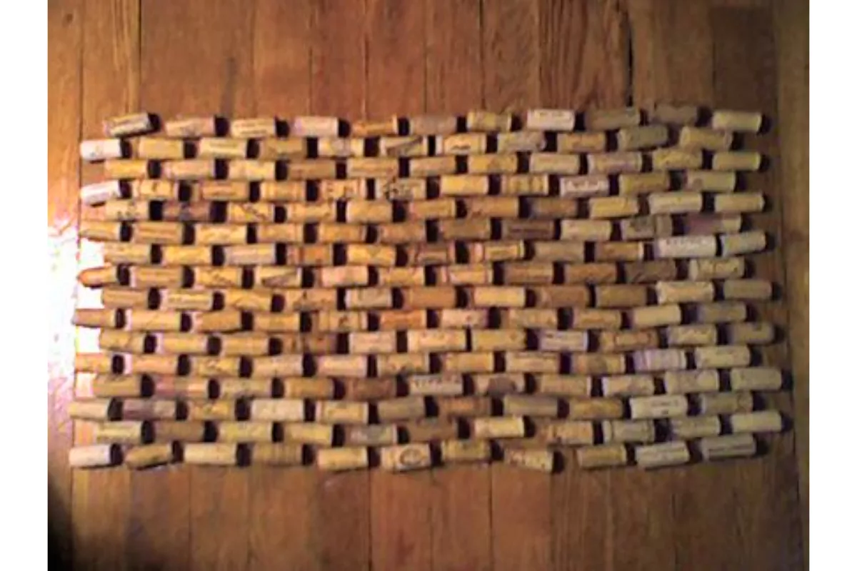 Inovasi Membuat Wine Cork Bath Mat sebagai Solusi Keset Anti-Slippery